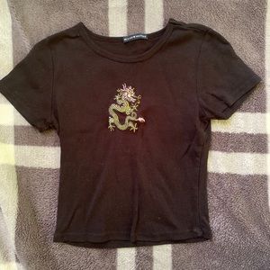 Brandy Melville Ashlyn dragon top